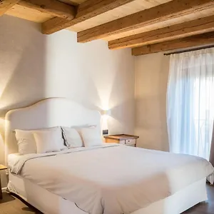 Borgo San Verolo Bed & Breakfast